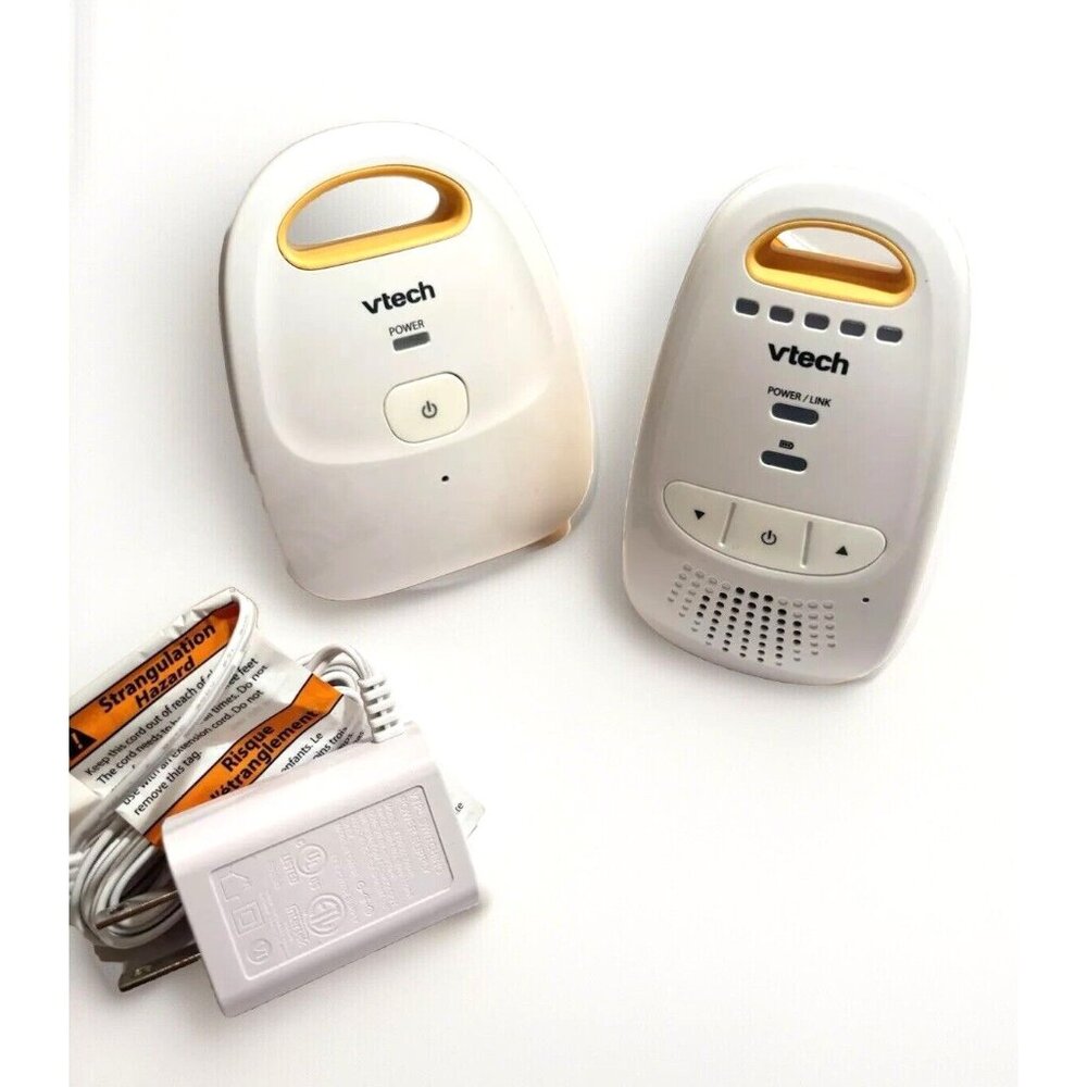 Vtech Baby Monitor with Digital Audio and Parent Unit White with Cord,Damage Box